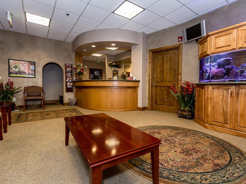 Reception and waiting area at Emergency Dental Care
